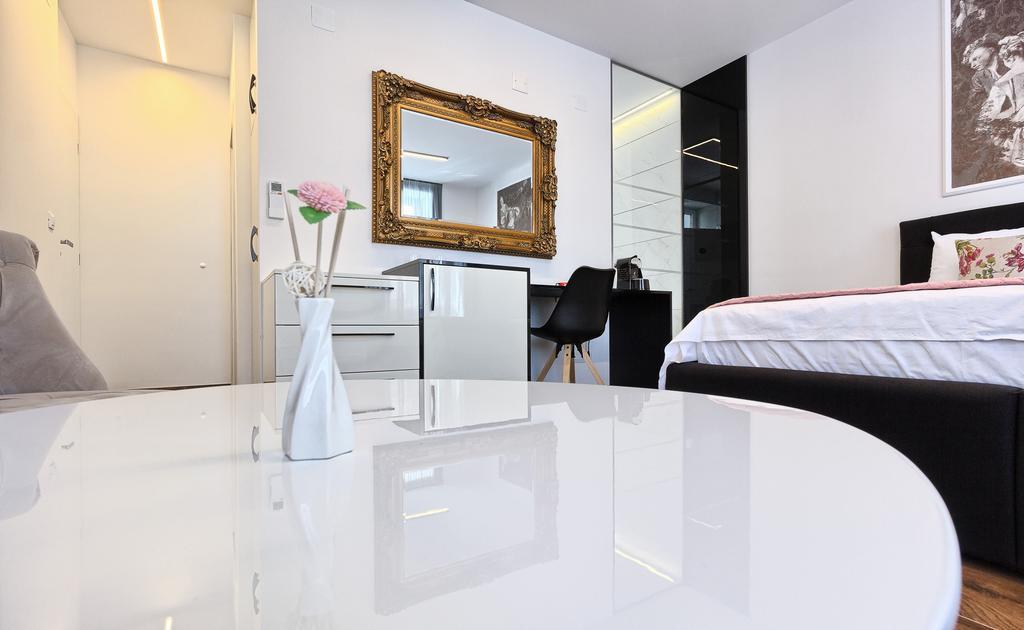 Mincheta - Luxury Rooms Primosten Luaran gambar