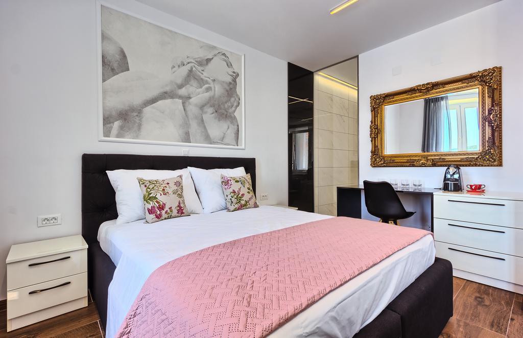 Mincheta - Luxury Rooms Primosten Luaran gambar